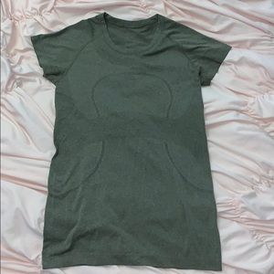 Lululemon swiftly tech tee